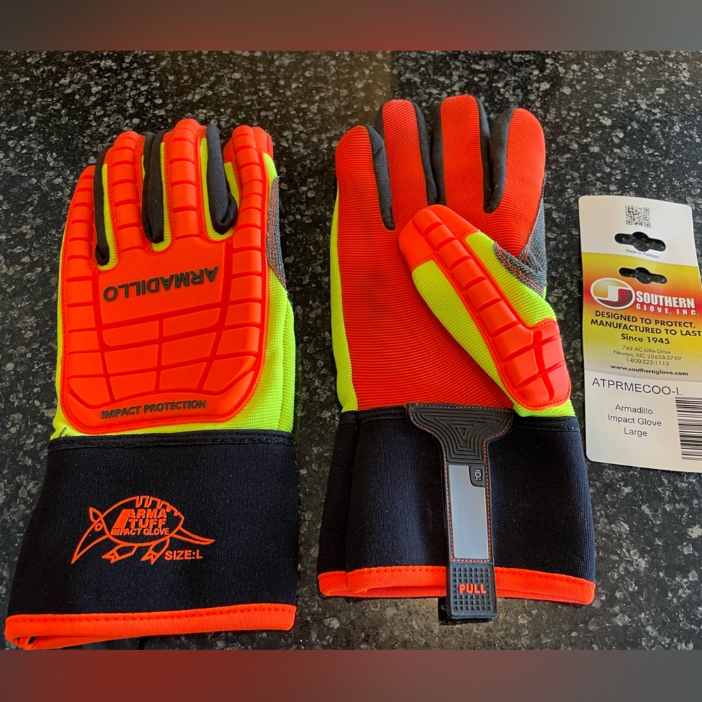 Armadillo impact protection heavy duty gloves. Size L 🧤🧤🧤